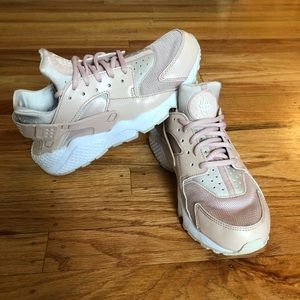 Nike Air Hurache - Women’s